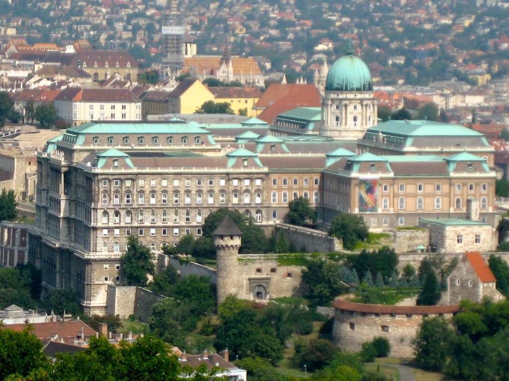 Edith'S Place In Budapest Bagian luar foto